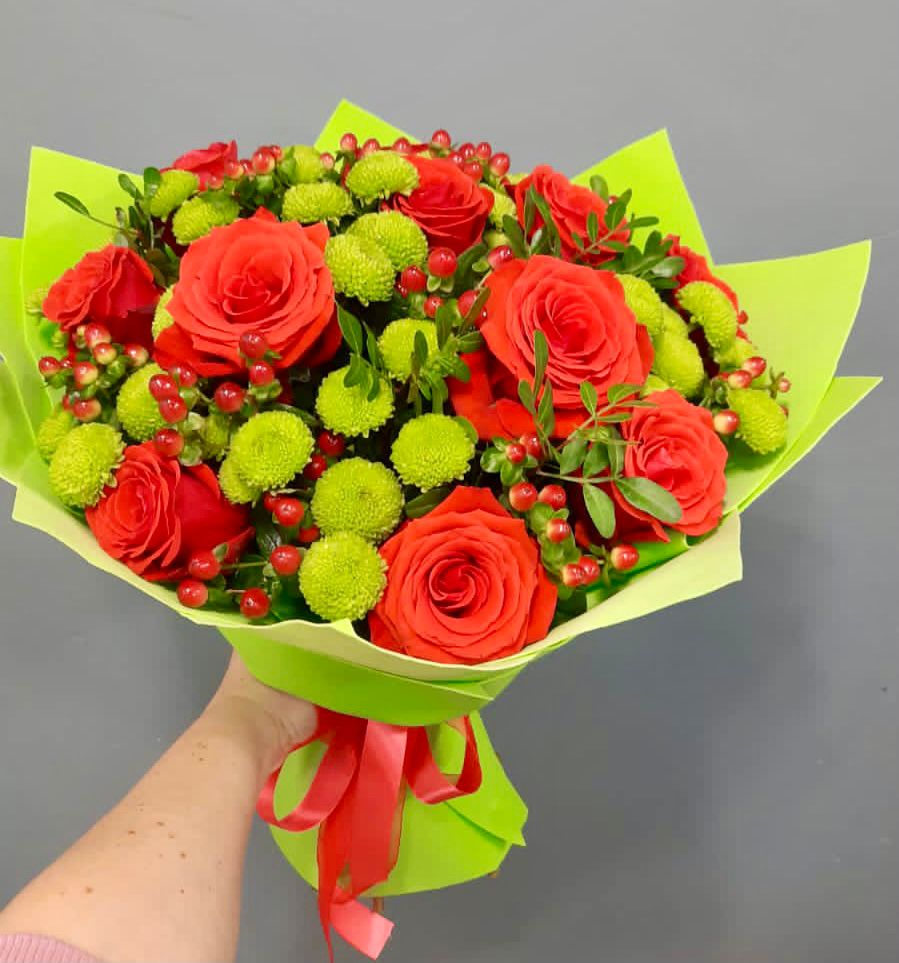 Букет цветов из: Хризантемы и Розы в Новое ступино