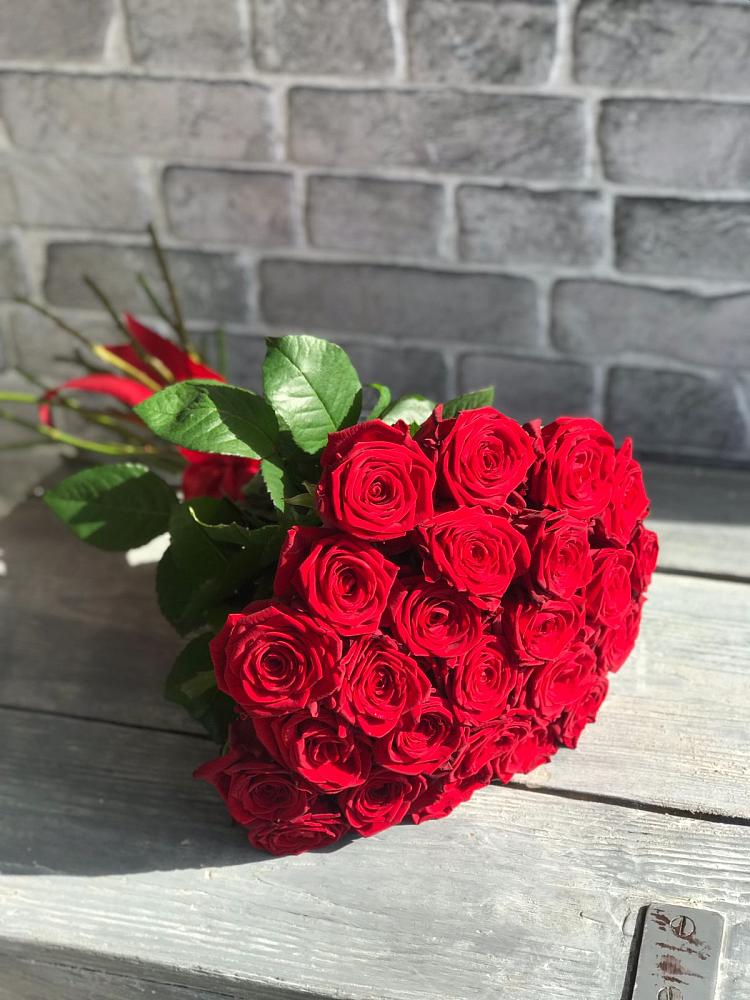 Букет Красные розы Фридом в Новое ступино