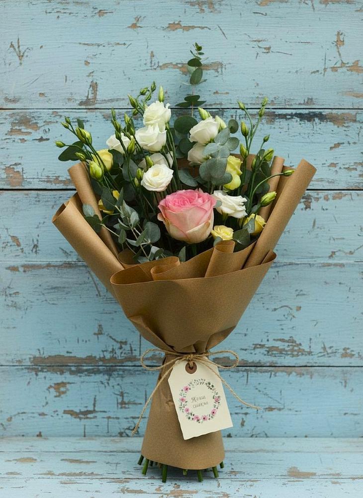 Букет цветов из: Розы и Лизиантусы в Новое ступино