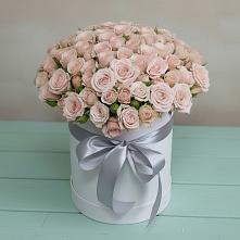 Цветочная композиция из Розы в шляпной коробке в Новое ступино