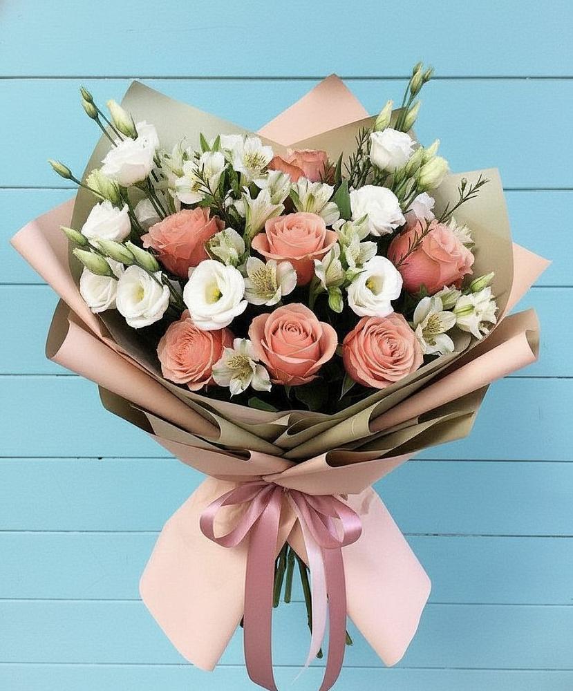 Букет цветов из: Розы, Альстромерии и Лизиантусы в Новое ступино