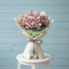 Букет цветов из:  Орхидеи и Розы в Новое ступино