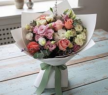 Букет цветов из:  Розы, Лизиантусы и Гвоздики в Новое ступино