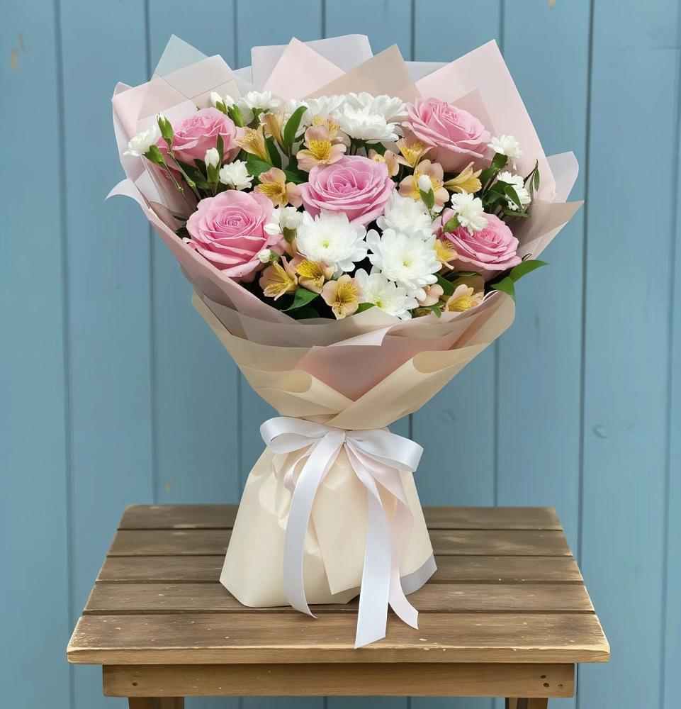 Букет цветов из: Гвоздики, Орхидеи и Розы в Новое ступино