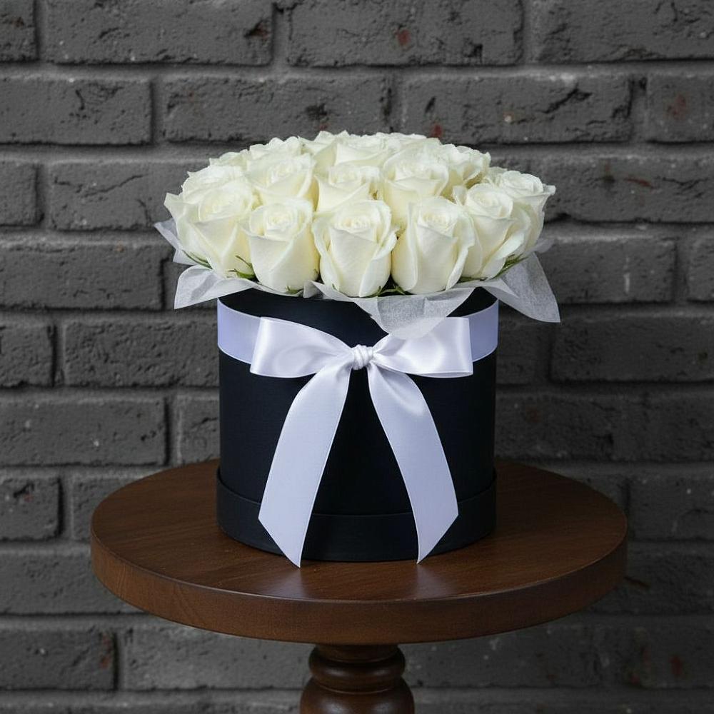 Цветочная композиция из Розы в шляпной коробке в Новое ступино