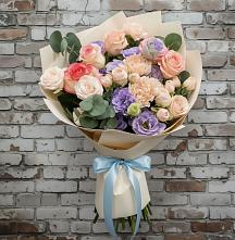 Букет цветов из:  Розы, Лизиантусы и Гвоздики в Новое ступино