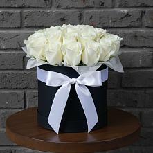 Цветочная композиция из Розы в шляпной коробке в Новое ступино